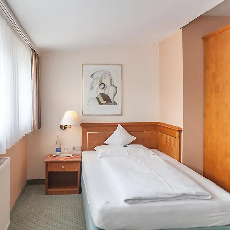 Niedersaechsischer Hof 4*