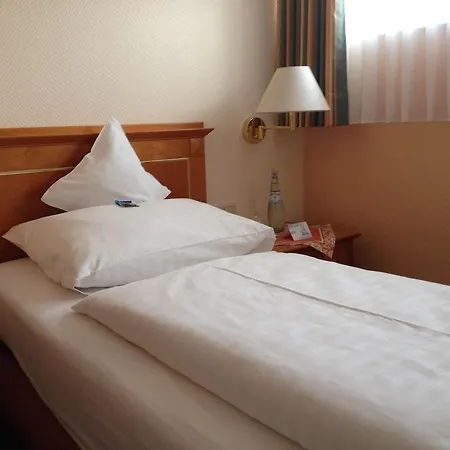 فندق Niedersaechsischer Hof 4*