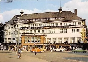 Niedersaechsischer Hof جوسلار