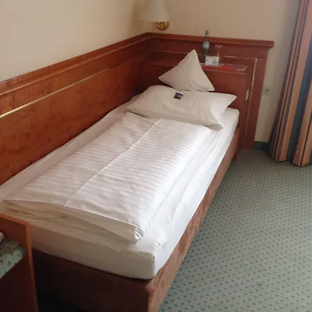 Niedersaechsischer Hof 4* جوسلار